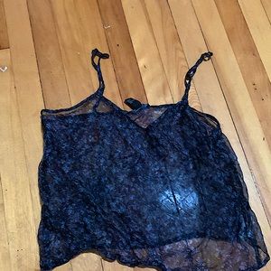Mesh flower top